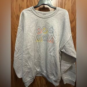 Cute Gray “Dog Mom” Sweatshirt